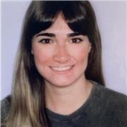 Maestra de Educación Infantil, imparte clases de educación primaria con 3 años de experiencia.